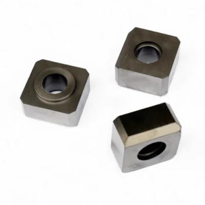 Compact graphite bearing suitable for high-speed machinery