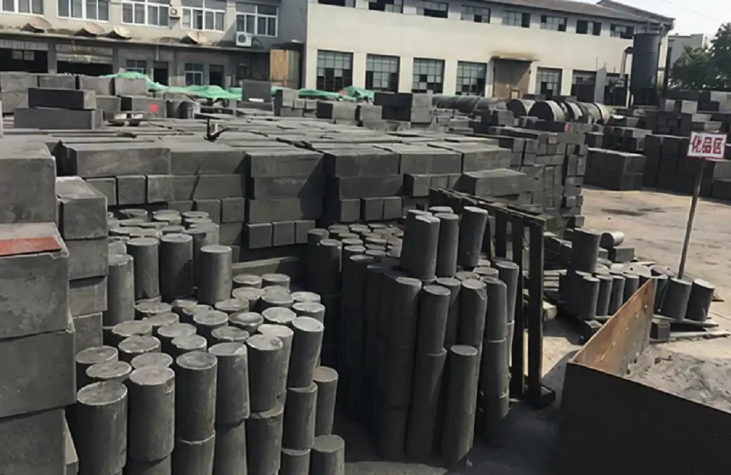 Tailor-made graphite raw materials for specialized industrial applications, corrosion-resistant and conductive