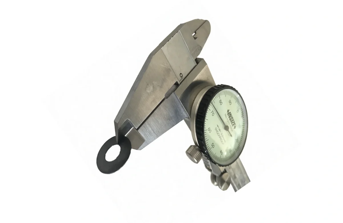 Large graphite ring for heavy-duty equipment and high-precision assembly